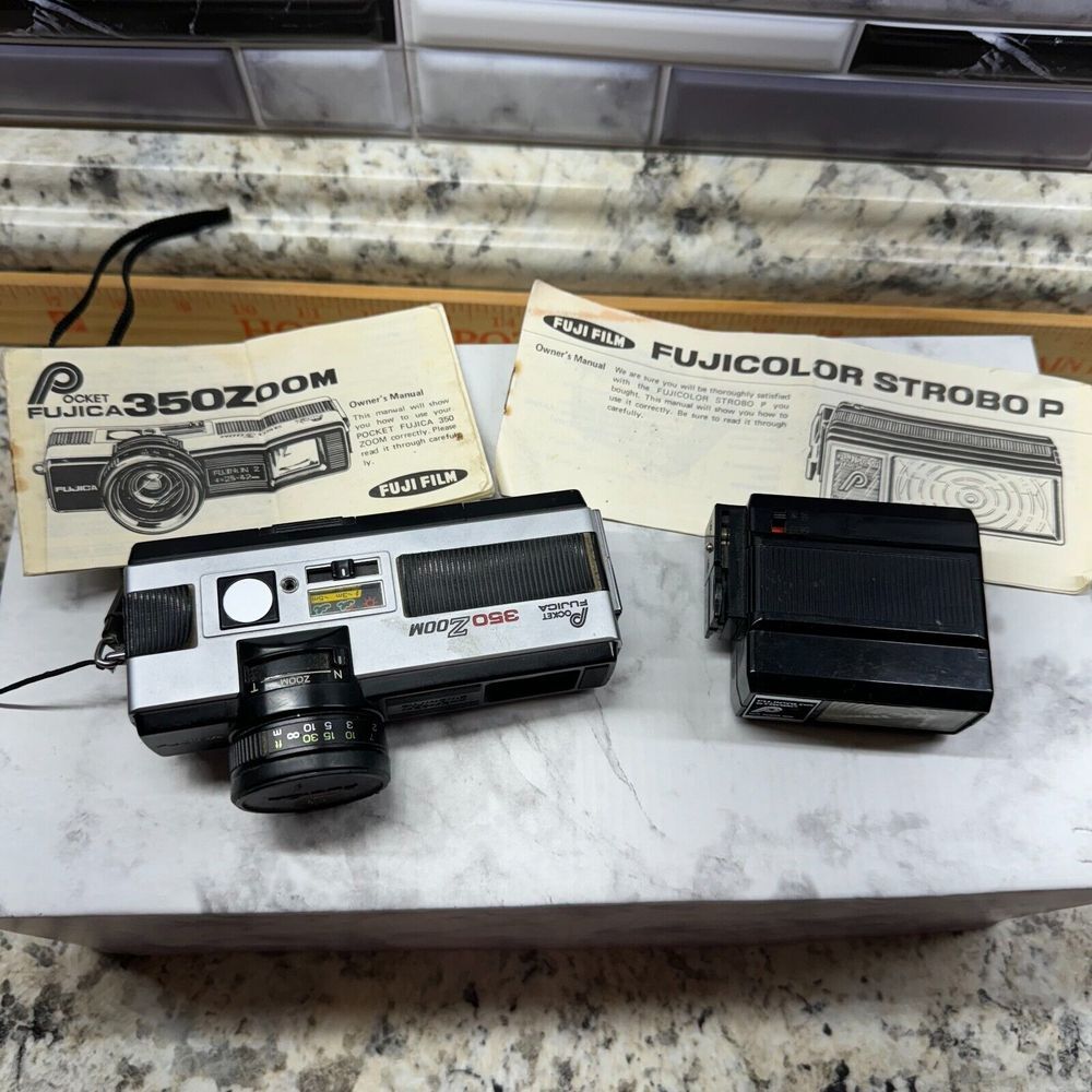 VINTAGE POCKET FUJICA ~ 350 ZOOM ~ FILM CAMERA with FLASH & INSTRUCTIONS